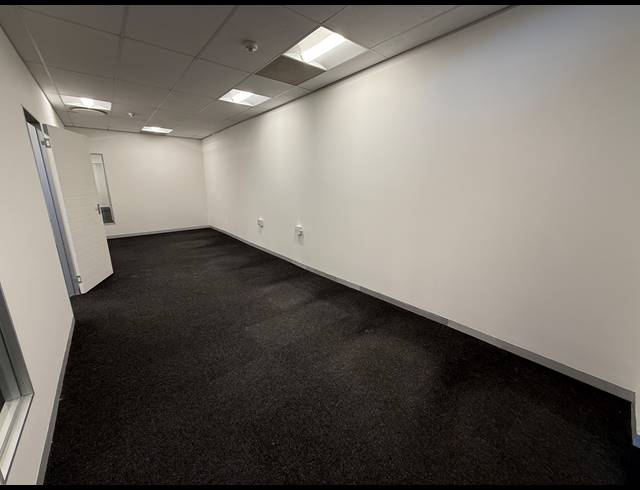 589M² OFFICE TO LET IN PARKTOWN